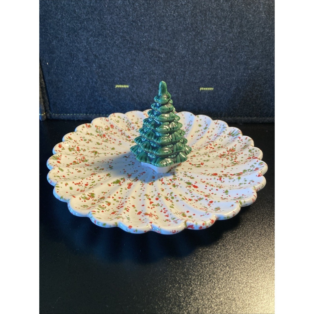 Christmas Red Green Confetti Splatter Ceramic Serving 10" Plate‎ Scalloped Edge